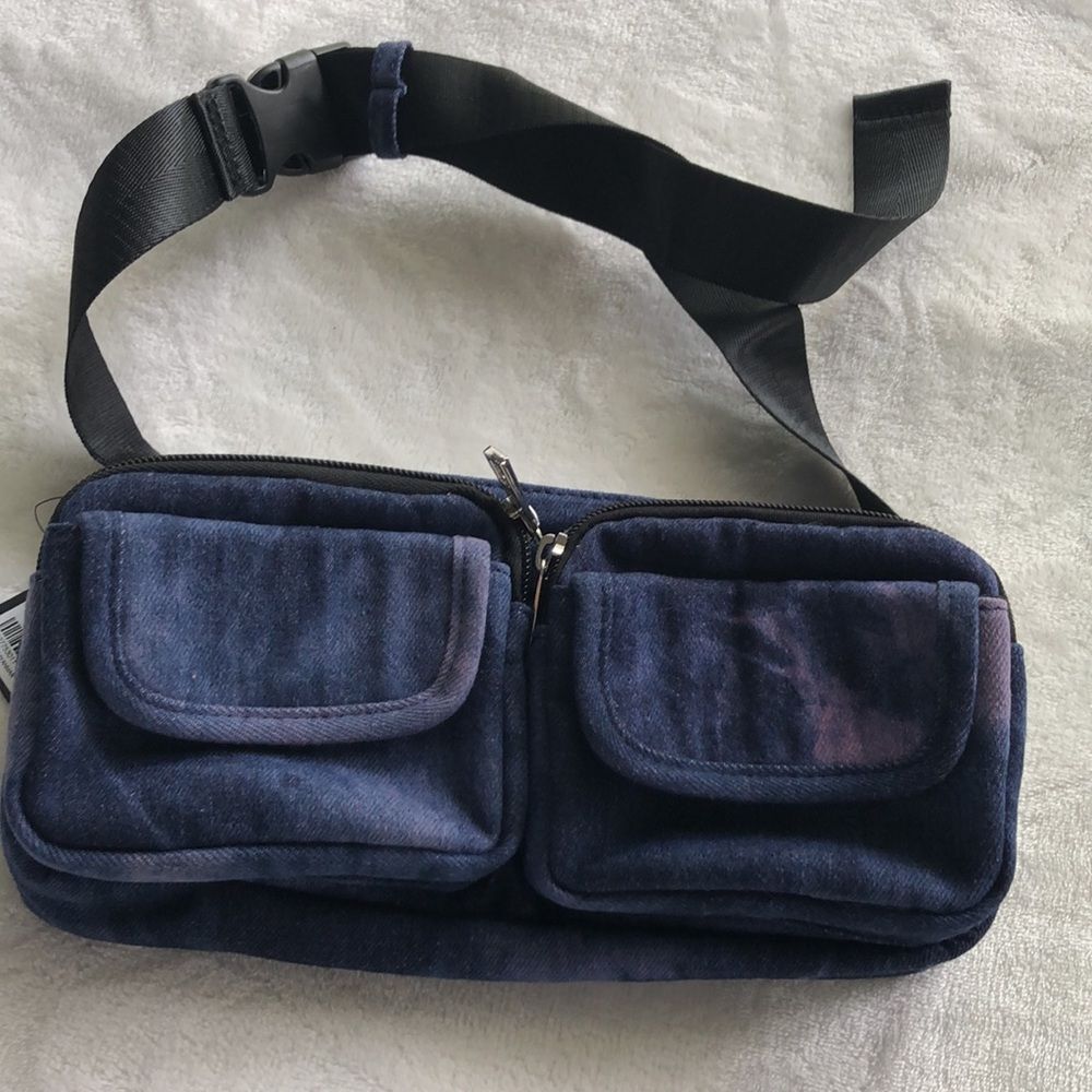 Forever21 hand/shoulder/waist Fanny bag